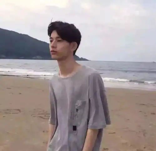 头像喜则留厌则走,多说一句都是求

