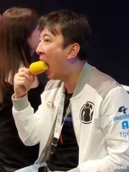 王思聪的情侣头像了解一下这次王思聪要带火这个东西了
