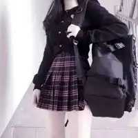 百褶裙头像
