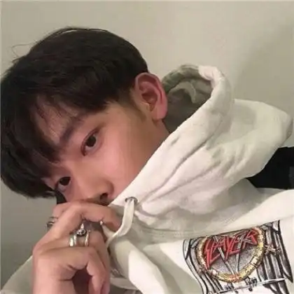 快手帅气撩妹头像男,做我的马子你会嫉妒的
