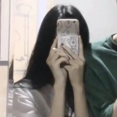 手机控双人高清情侣头像一对两张
