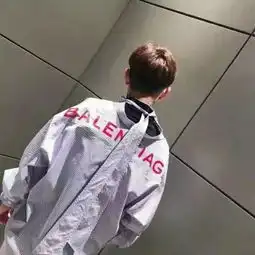 今日份头像莫文蔚的阴天,孙燕姿的雨天周杰伦的晴天,都不如你和我聊天
