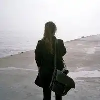 背影头像女生唯美漂亮看海微信头像图片大全
