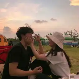 我从没羡慕过任何人却唯独嫉妒qq情侣头像我要个性网
