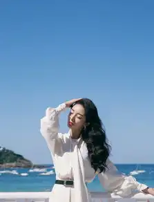 明星美女杨幂海边风情万种浪漫写真
