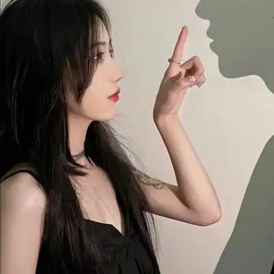 ins真人恩爱情头你对象这个位子情侣头像我要个性网

