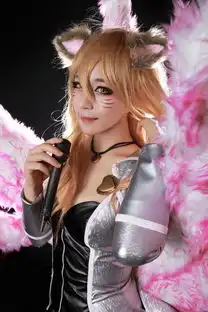 rzteam英雄联盟阿狸cos
