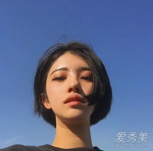 圣诞节前剪短头发秒后16韩文
