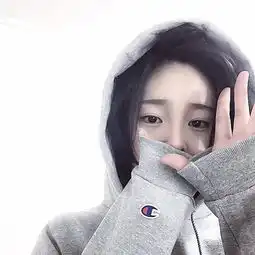 90后的女生自拍照相伴终老你说可好
