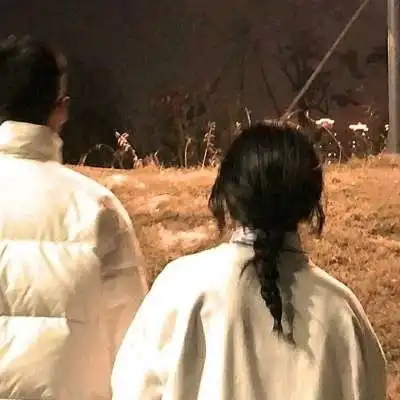 情侣头像生孩子会影响夫妻关系吗
