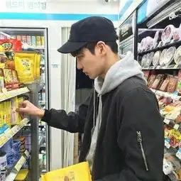 2018最新快手头像男生帅气小哥哥热门男生帅气图片快手头像
