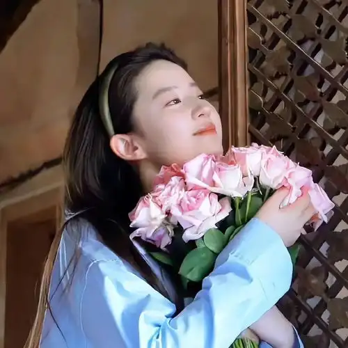 杨幂刘诗诗抱团冷落刘亦菲,唐嫣隐身,仙剑闺蜜团还在迭代
