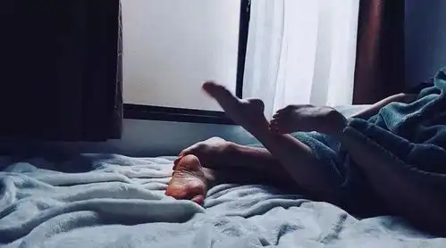七夕节情侣照怎么拍这些情侣拍照姿势,一学就会,超甜
