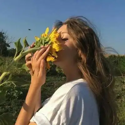 超酷个性男生最新头像我还是喜欢你
