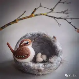 自学成才的蛾子夫人,做了一窝暖心的小动物
