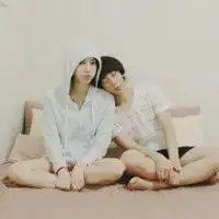 让我们的爱情长长久久情侣头像一男一女
