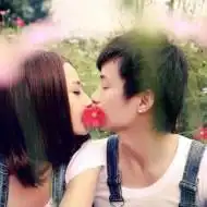 qq情侣头像一对好看的谁知道在哪里
