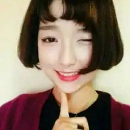 求现在很流行的韩版女生头像,长发短发都好
