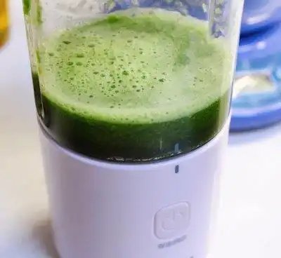 白色情人节限定美味春游水果抱抱卷
