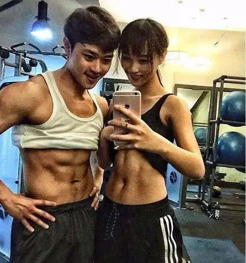 曹骏蓝盈莹宣布分手,甜甜爱情终究抵不过时间

