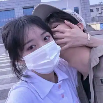 低糖甜丧情头得不到也很好,这样就不会怕失去
