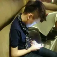 搞怪左右qq情侣头像若即若离的小纠结
