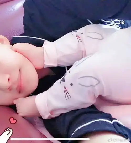蔡徐坤在他面前,热度可能还差点意思
