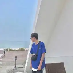 微信独一无二情侣头像嘿,我是你的现女友
