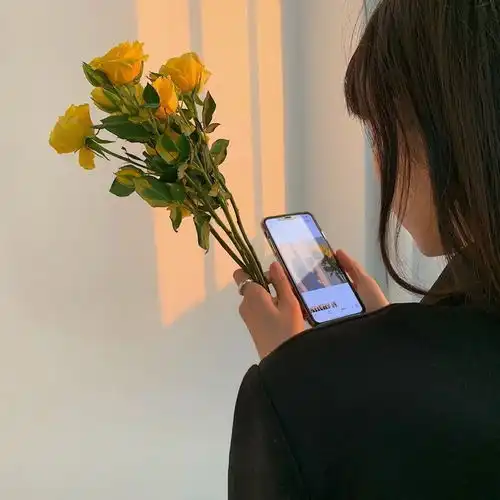 小众女生头像爱会淹没往事扼杀恶灵封藏爱意
