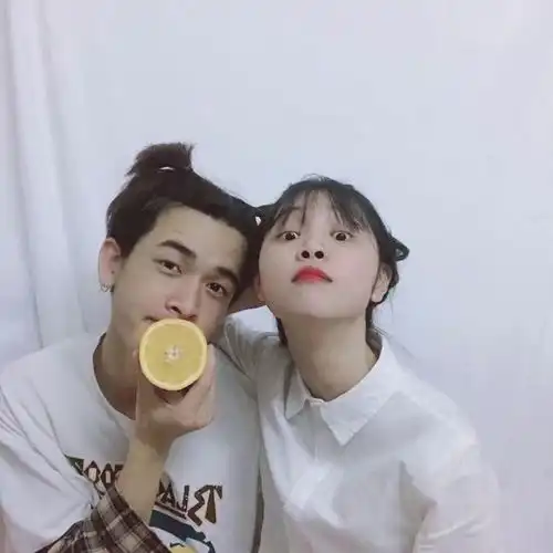 亲了有好感的男孩子成年人的直接太爽快了直球真的要命
