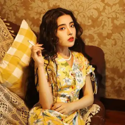 高格调的头像女神格调较高的微信头像女
