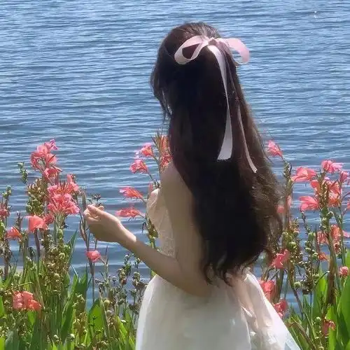 氛围感背影头像

