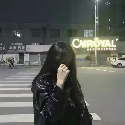 情侣头像真人两张配对攻上眉头存在心头
