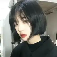 女生短发头像气质美女短发女头像唯美有气质
