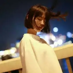简单好看有个性的气质美女贴吧头像你若一直在我便一直爱
