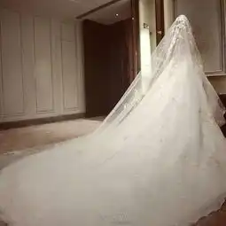 预定新娘跟妆,可免费享用全新婚纱礼服二套s
