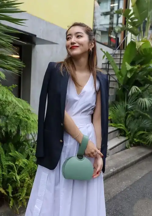 152cm日系博主,高级复古的港风搭配太好看,气质堪比王祖贤
