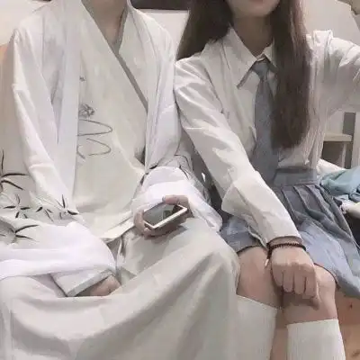 半身情侣头像不露脸一对姐就爱淑女怎么了
