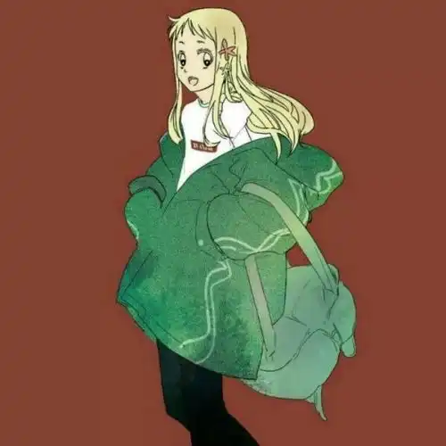 情侣头像女生总觉得没衣服穿的原因

