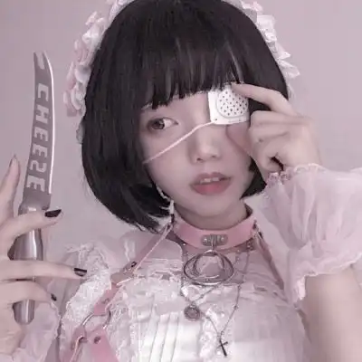 2019抖音最新最火闺蜜头像2019流行闺蜜头像一冷一疯
