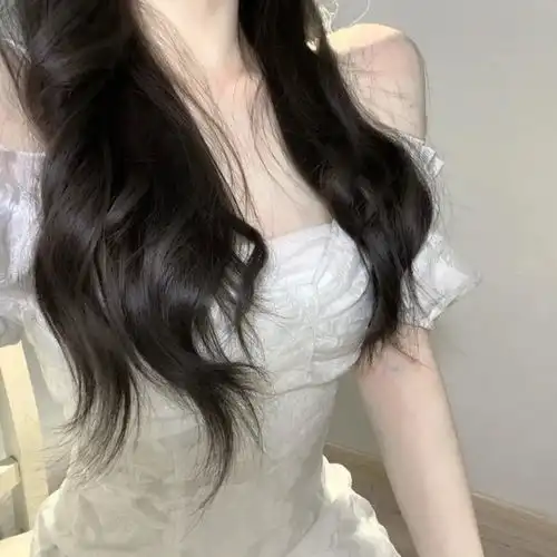 是你在找的纯欲风头像吗
