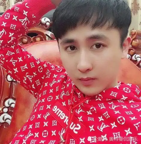 快手三位大网红和土豪有矛盾,有二位被封杀,只有他赢的了一切
