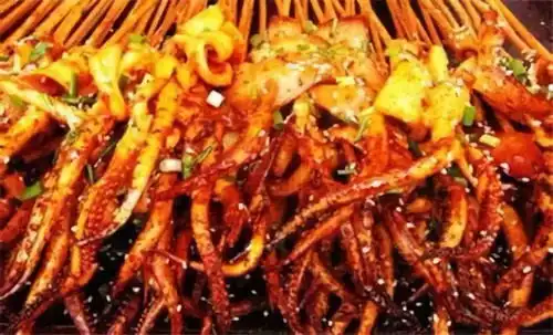 定了2018西安中贸广埸台湾美食暨网红狂欢节于9月21日正式开幕文中有惊喜
