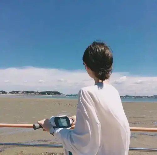 聆听结婚以后,你愿意陪我一起吃苦吗我不愿意
