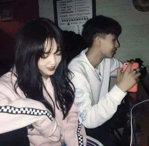超火零零后甜炸的情头如果可以,我想把你放在兜里
