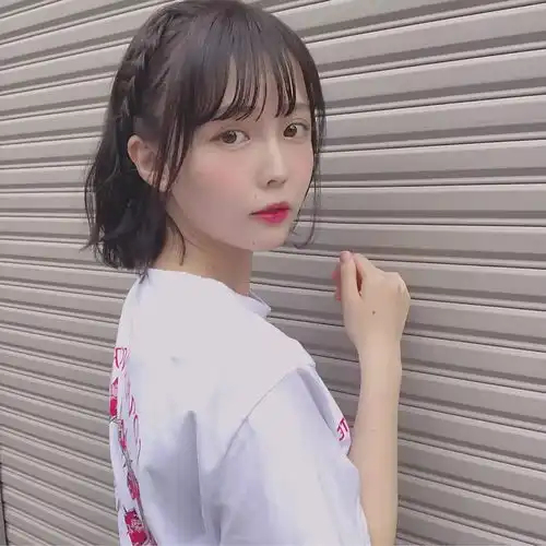 就是喜欢短发女孩,换季最全短发造型都在这了
