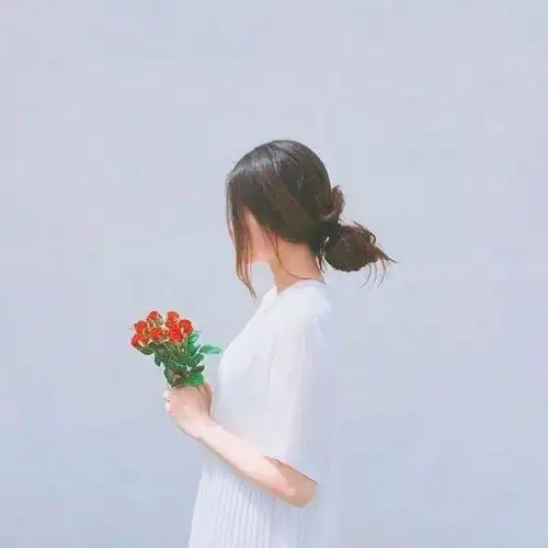 追过的人来倒追你,你会答应吗
