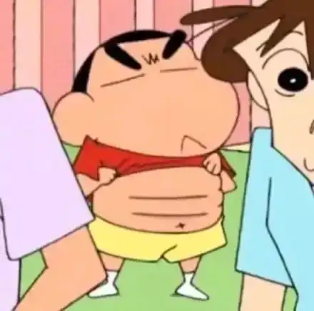 沙雕头像有个小孩子在路上踩影子
