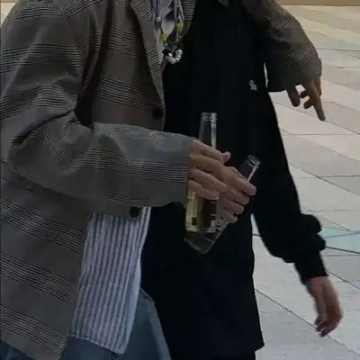 给自己偏爱的男生设置的自动回复
