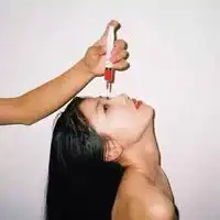 心情很低落的经典头像左手边是无人相应的告白
